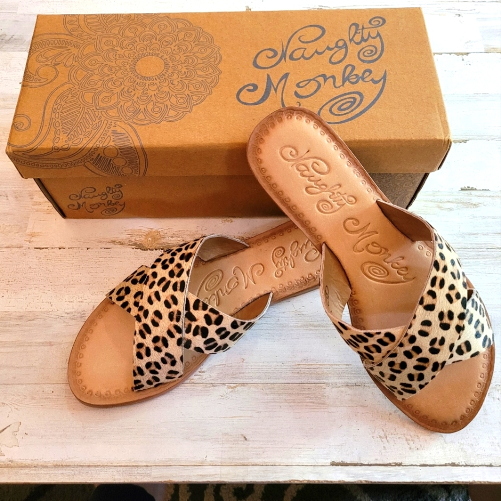 Naughty Monkey 8.5 leopard sandals
